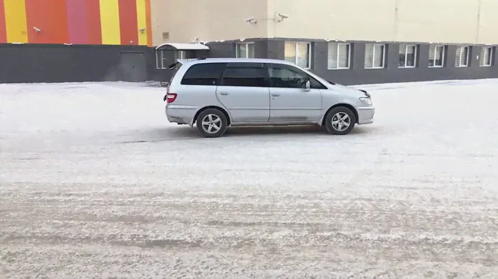 Замедленное видео работы 4WD на Nissan Presage