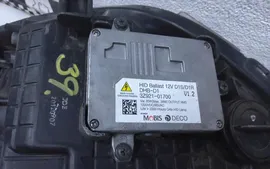 Фара передняя правая Kia Ceed 2 ксенон