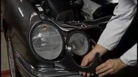 W210 Headlight removal (1996-99)
