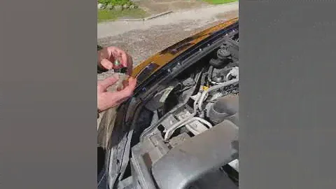 Замена лампочки ближнего света на BMW X5