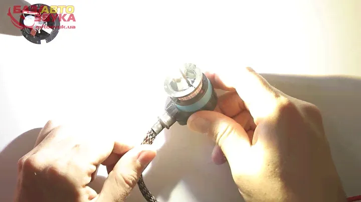 Ксеноновая лампа MLux D4S 5000K 35W Xenon (2шт.)