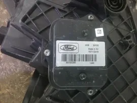 Фара передняя правая Ford Kuga 2 ксенон ДХО