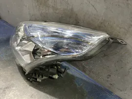 Фара ксенон левая Nissan Teana J32 26060JN90A в Москве